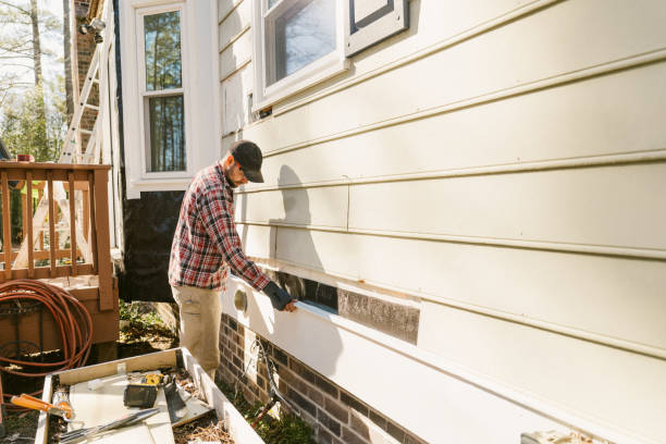 Top rated local Emergency Siding Repair specialists in Loretto, TN